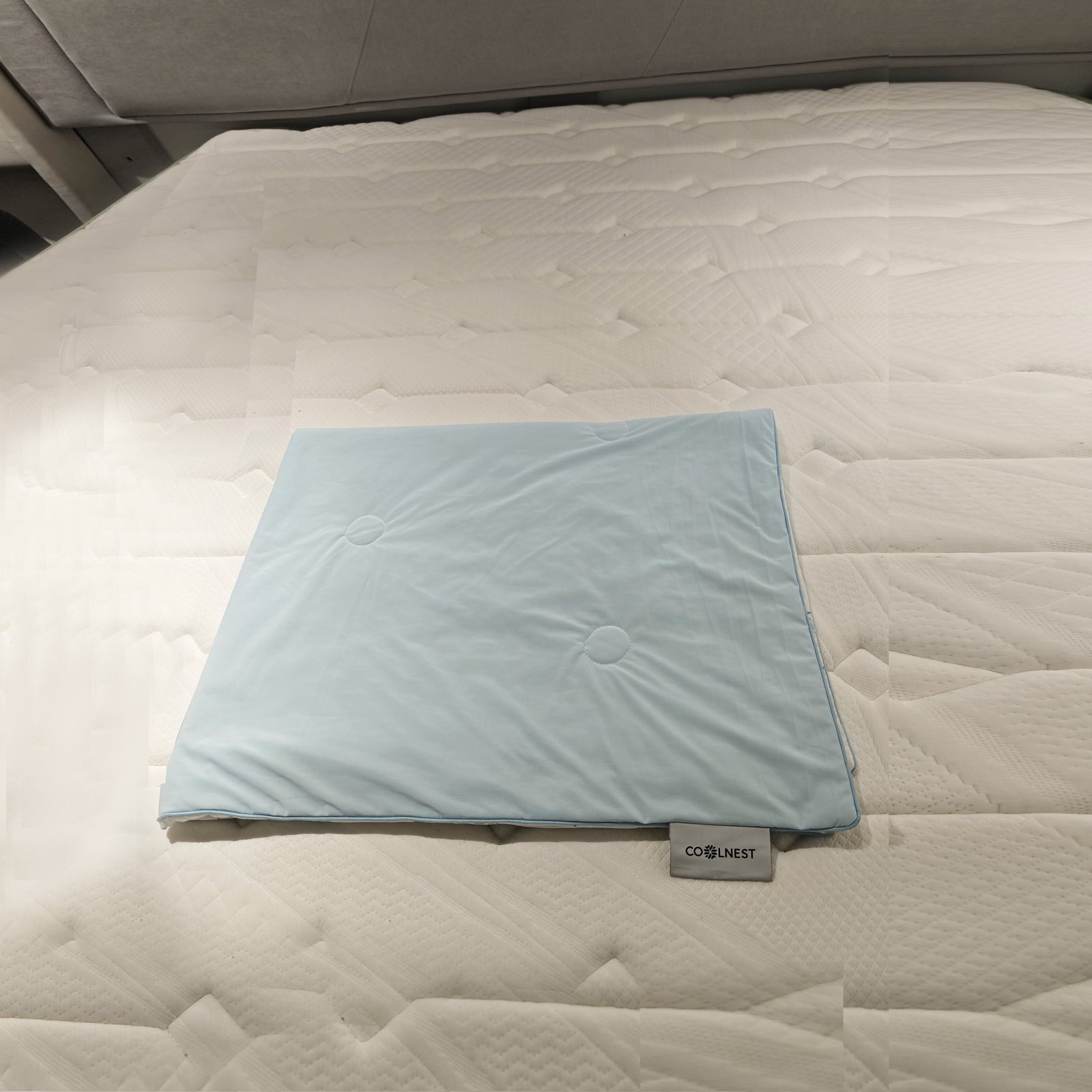 A COOLNEST Cooling Comfort Quilts | Sweetnight