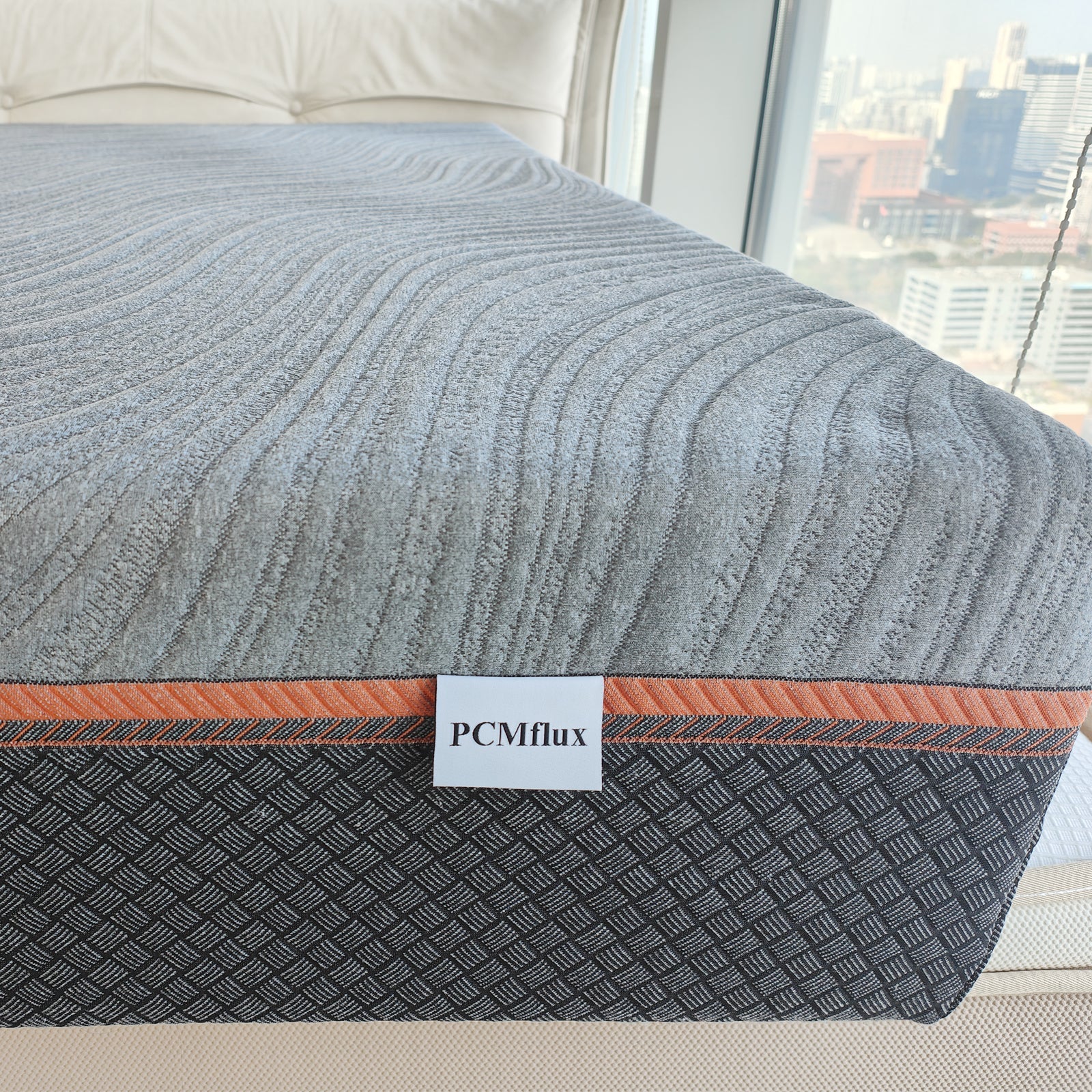 A PCMflux Memory Foam Mattress | Sweetnight